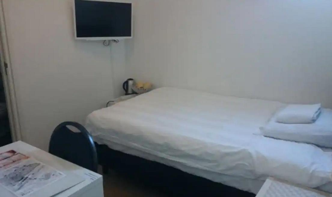 Hotel-Chao Nl 24 Hours Open Утрехт Экстерьер фото